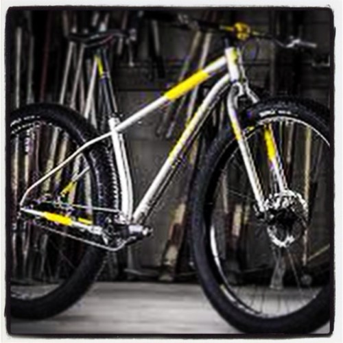 bikecafeshop: #niner #ros9 + #fatbike #fun #bikecafeshop il #top (presso Bikecafeshop)