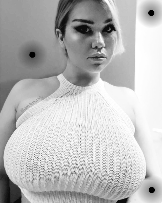 Titten666:Carolina Sukie Titten Voluptuous Carolina Sukie Titten 666 Titten 666
