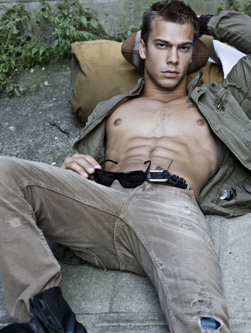 Hot, Beefy, Sexy, Muscular Men for YOU