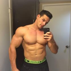 stephluvzrasslin:  Jessie Godderz