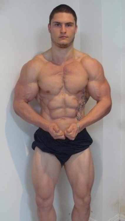 Lean Muscle ... mostly! porn pictures