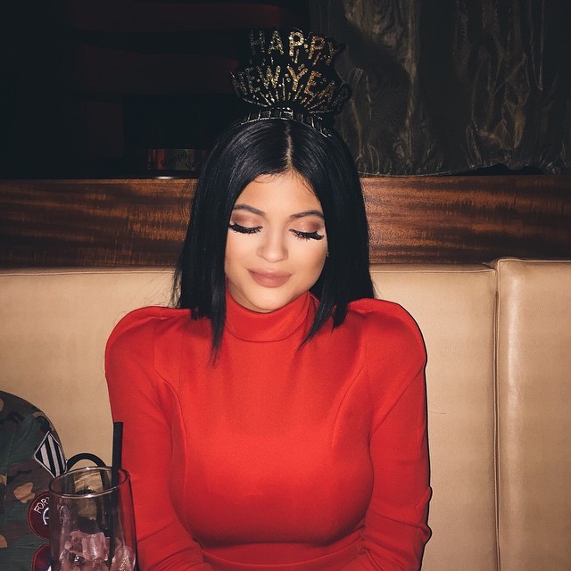 fashionandlouboutins101:  jenner-news:   Kylie:   “😊”   XIXIIV