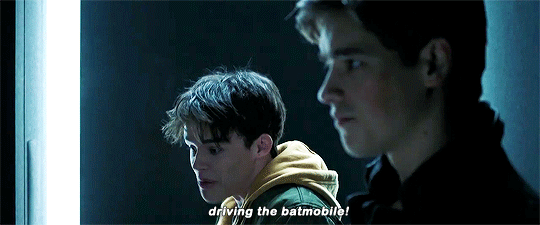 captainpoe:Dick Grayson meets the new Robin, Jason Todd.
