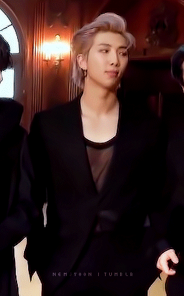 nemjyoon: waitaminutewaitaminute SIR???!!! YOUR BOOBS ARE OUTAKJSDHF Tiddies out