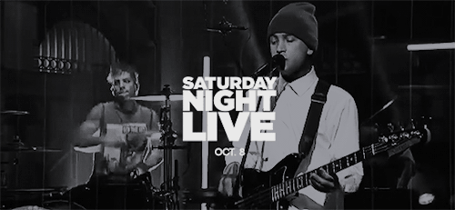 spookyjoshduns:Twenty One Pilots on SNL