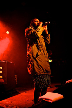 you4eya:  Kendrick Lamar photo by Stephen Sloggett 