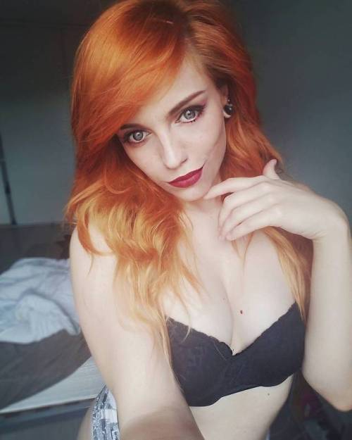 bubblebuttanglolover:Lovia- All In her magnificence.