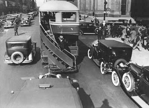 Double-decker bus with exterior stairs, 1932.Photo: Paul Wolff via Luminous Lint