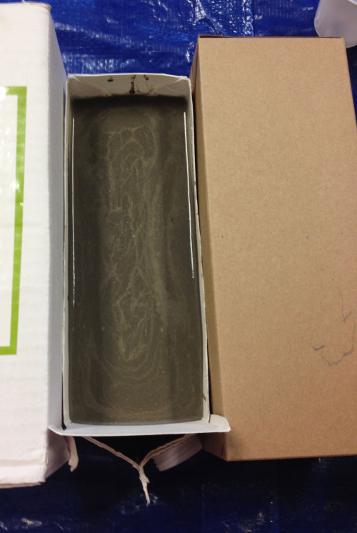 designmeetstyle: Concrete for your candles. Create this inexpensive and stylish DIY idea in just 7 e