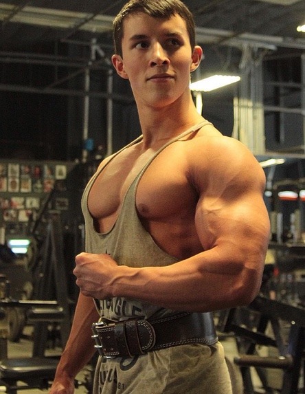 MUSCLBOY