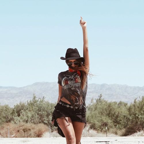 vinstage:                           ~> INSPO COACHELLA                        find here: goo.gl/qqE2Em