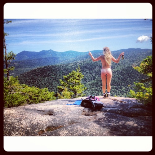 nakedexercise: Naked mountain hiking.