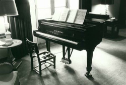 clavierissimo:  Glenn Gould’s Steinway