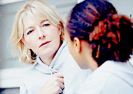 nervouspearl:Bernie Wolfe + gray hoodie appreciation post