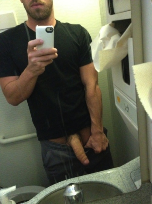 yeahturnmeon:  Check out my other blog - wantcum.tumblr.com 