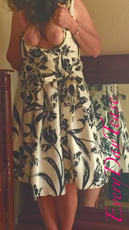 everydaytease: everydaytease: Sunday reblog of my dress set….. Weekend reblog