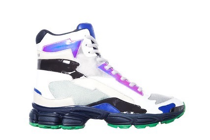 Holo runners 2013. Oneof the most famous running shoes from Raf Simons. Just before he lainched his 