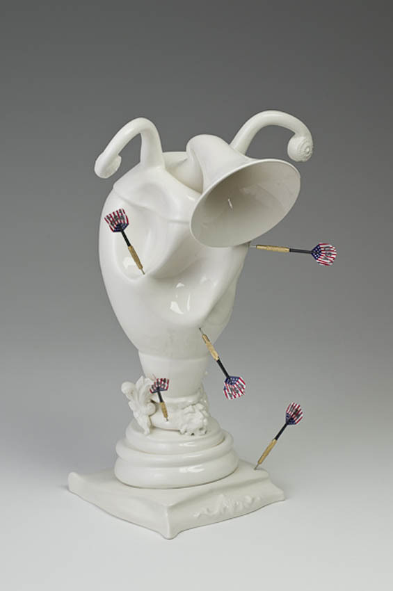 asylum-art-2:  Laurent Craste: Porcelain BeatdownThe work of Laurent Craste lies