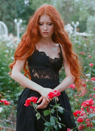 arnold-ziffel:There I go dreaming in red again… redhead dream…