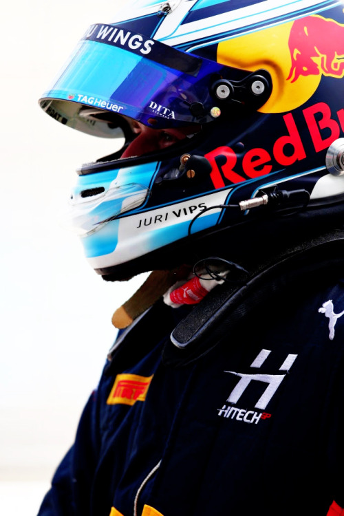 dams-racing:JÜRI VIPS looks on during day three of Formula 2 Testing at Bahrain International Circui