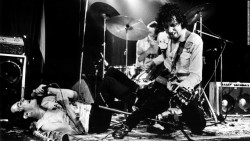 vaticanrust:  The Clash live