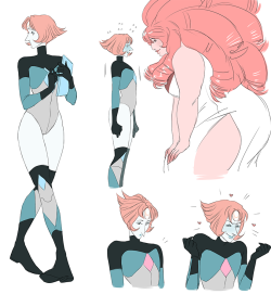 happyds:   mini headcanon thats not really based on anything where pearl was originally under blue diamond ??? idk 