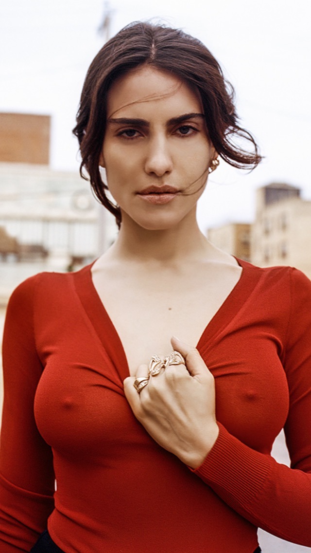 realunclemonty:  Radiantly lovely Luisa Moraes