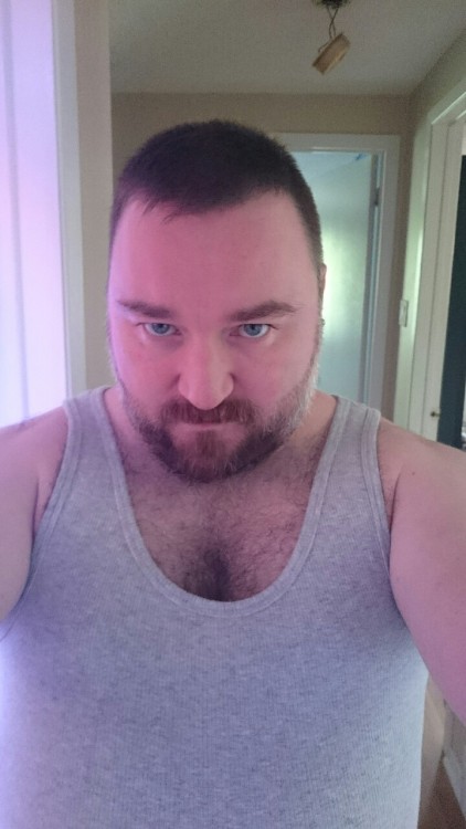 vincebear1971:  cuddlecubottawa:  Out-takes #6   WOOF!!