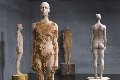 mandalsanat:Aron Demetz