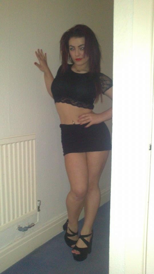 slaggylindsaytitsmcgee:  Little slaggy chavs in short shorts