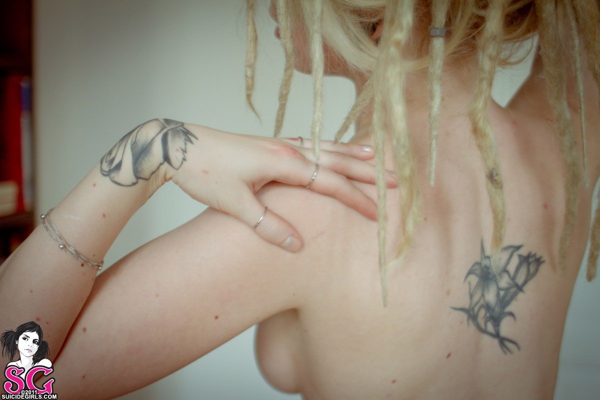  Cane Suicide 
