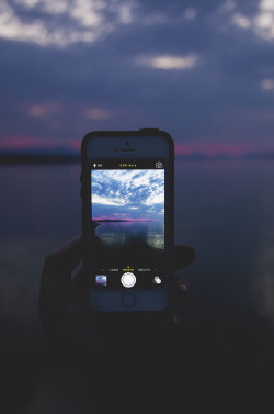 deeplovephotography:  iamelsharkyy:  deeplovephotography:  flickr | facebook | society6  Where can I find the actual picture of the sky doe  