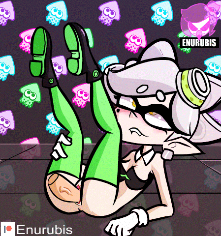 enurubis:  More splatoon animations:you can “play” this animation on newgrounds