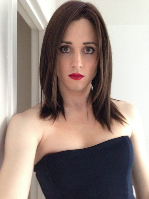 xdresser-xxx:  XXX CrossDressing  Beautiful. 