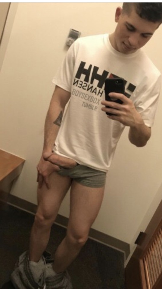 tumblinghard:hotfuckbodies-deactivated202204:🍆💦🔥How many loads have YOU left in Macy’s dressing room?Me myself?I have babies with Macy’s now!Damn, he’s cute!