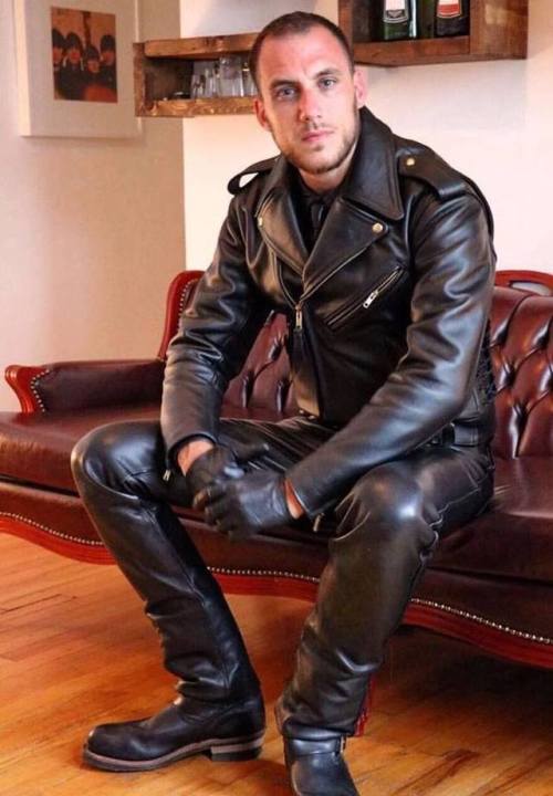 leathercladmids:Perfect