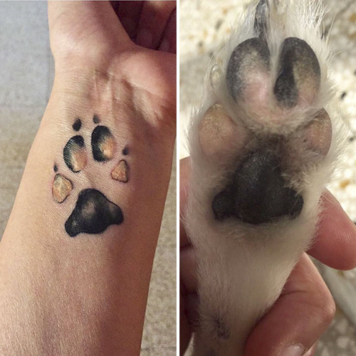 The Dog Paw Print Tattoos Are Now on Trend And They’re Awesome
