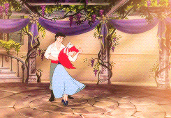 storybrooke:  Princesses dancing/twirling
