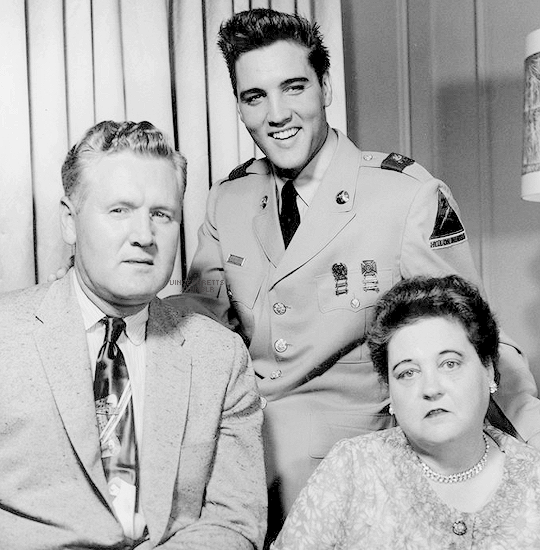 vinceveretts:  Elvis, Vernon and Gladys Presley, June 1958.  