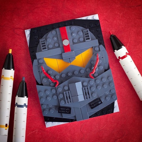 geekmythology:  Lego portraits of pop-culture favorites. via The Mary Sue. 