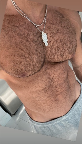 hetteroflexxible:Deliciosamente hombre 🤤💦 porn pictures