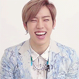 y3ol:  Everyone lets go to Big Daddy Dongwoo~ o(≧▽≦)o  
