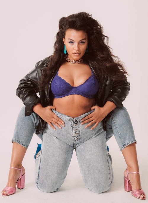 Porn pocmodels:  Ashley Graham & Paloma Elsesser photos