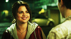 fuckyeahselenita:  Selena Gomez in Behaving Badly 