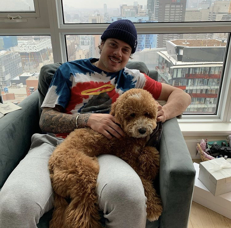 oh tumby/fanny pack & stache defense squad — for-that-cotton-candy: auston  matthews' 2019