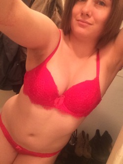 Polaroidpetite:  My Red Set :)