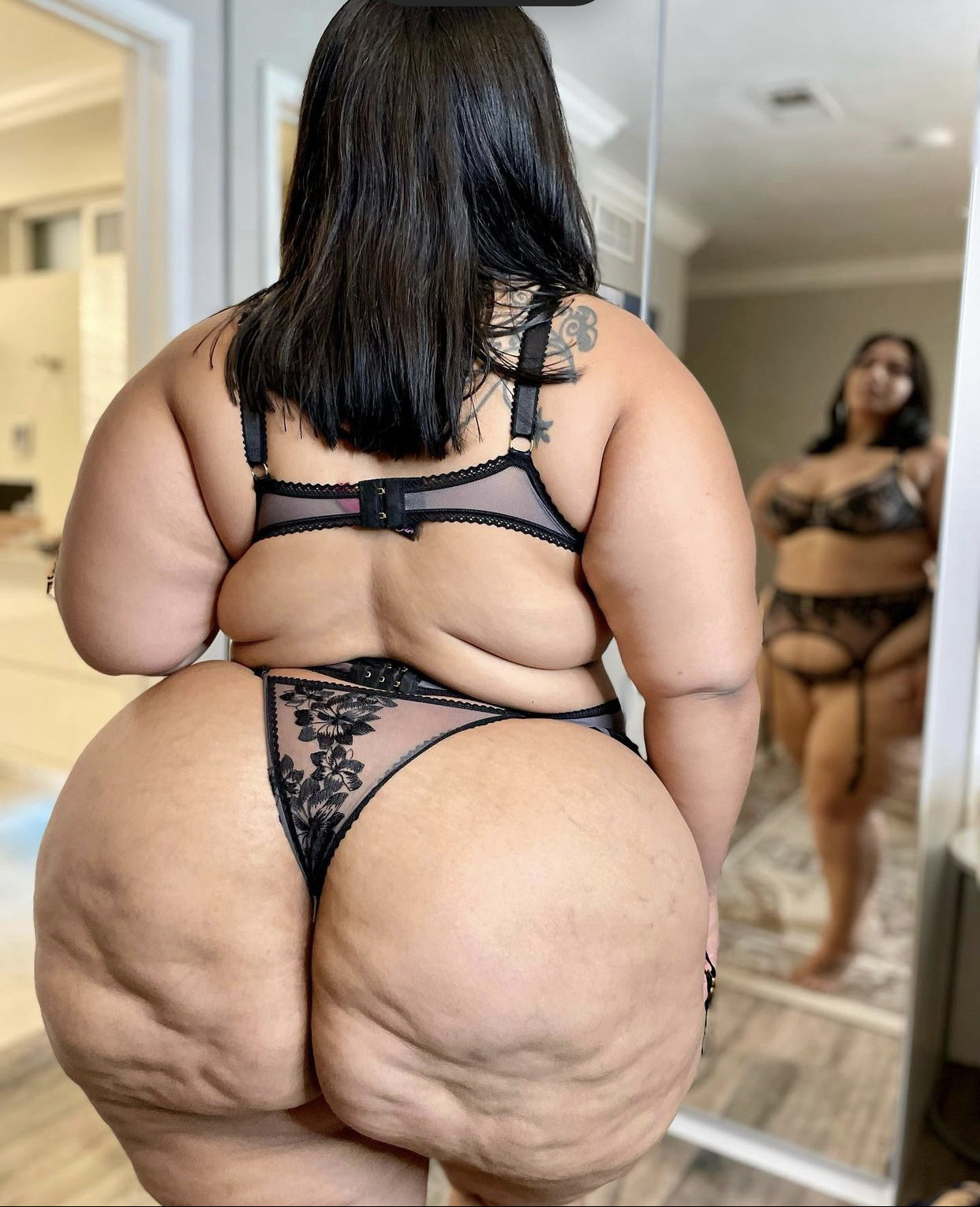 bigasssmasher79:
