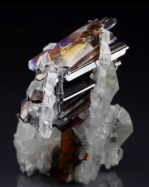 bijoux-et-mineraux:Brookite & Faden Quartz - Pakistan