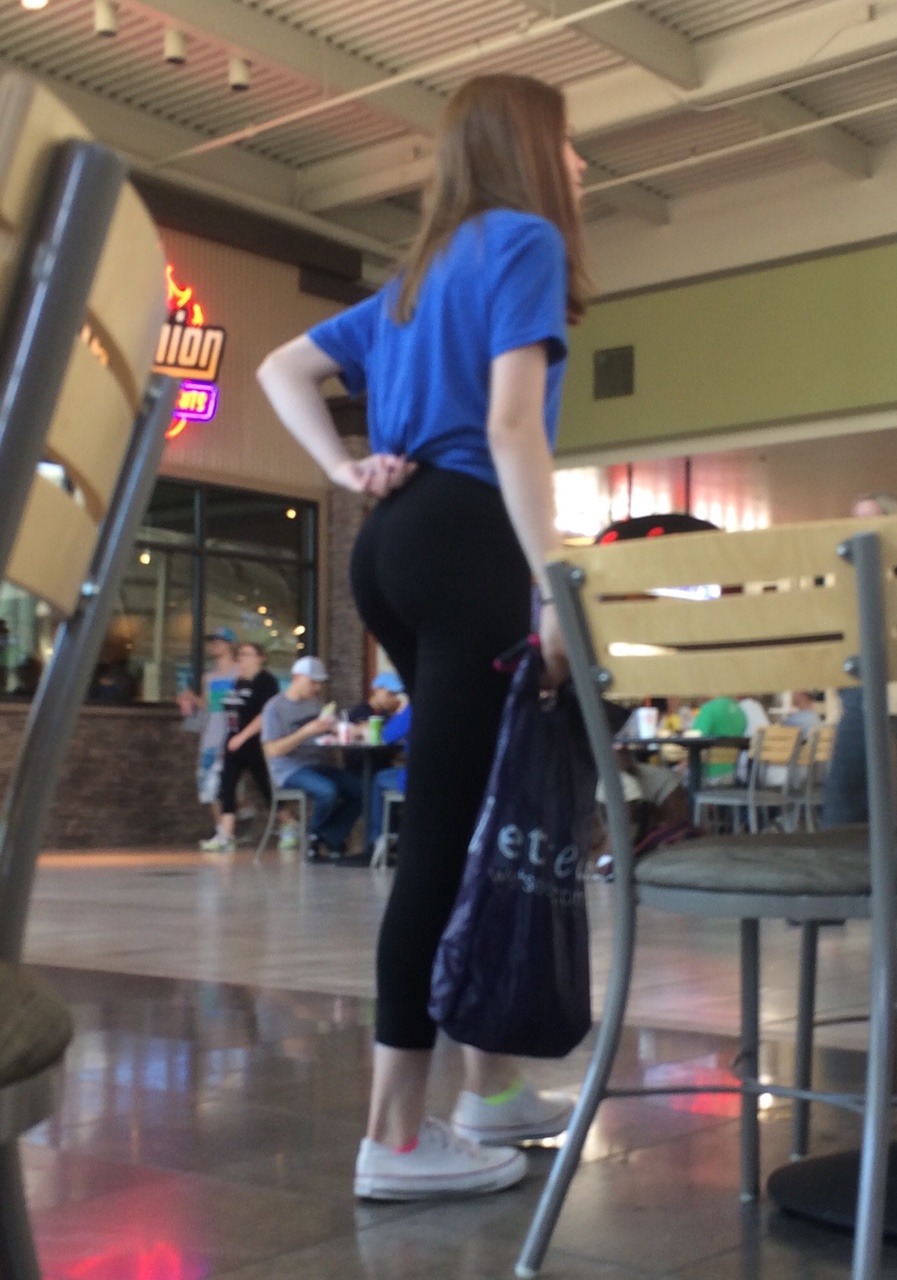 illegalanal:  Young yoga pants ass