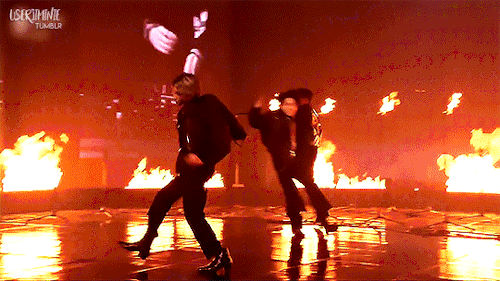 JIMIN And JUNGKOOK PerformingMIC DROPat 2021 New Years Eve Live